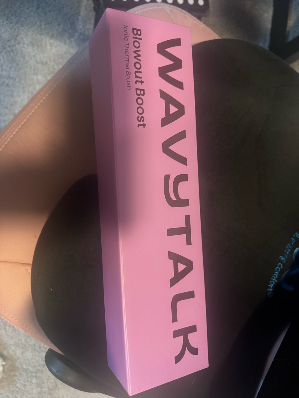 WAVYTALK Blowout Boost Ionic Thermal Brush - Pink
